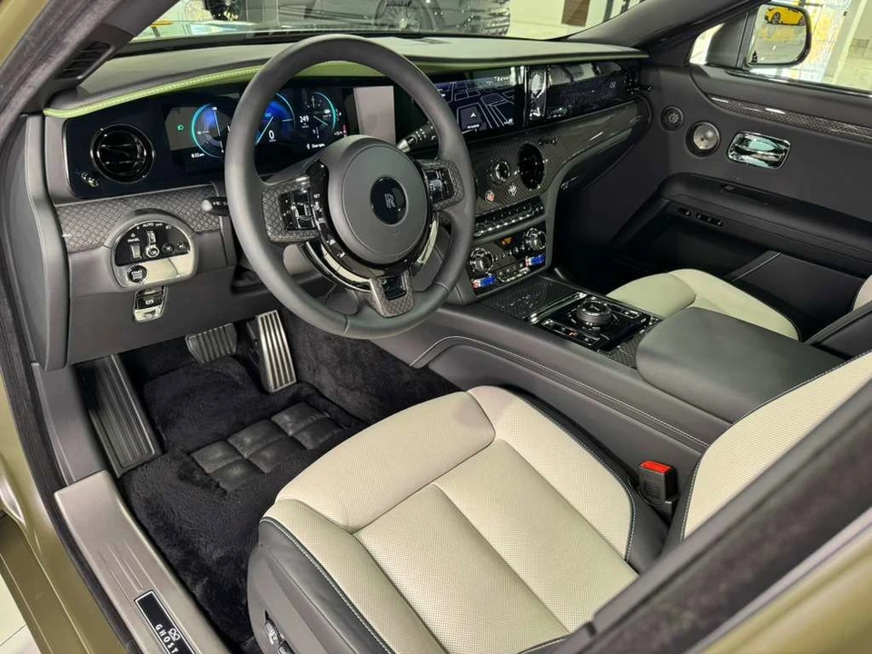 2025 Rolls-Royce Ghost Black Badge 2nd Gen - Image 9 of 21