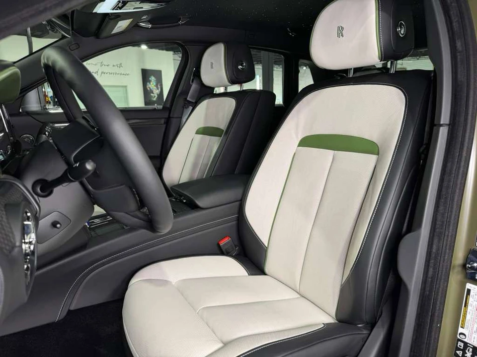 2025 Rolls-Royce Ghost Black Badge 2nd Gen - Image 10 of 21