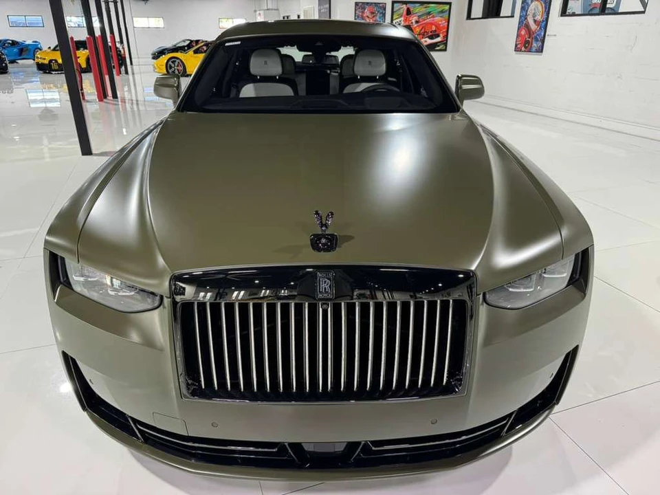2025 Rolls-Royce Ghost Black Badge 2nd Gen - Image 2 of 21