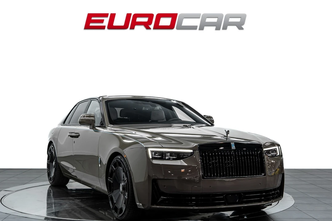2025 Rolls-Royce Ghost 2nd Gen - Image 9 of 31