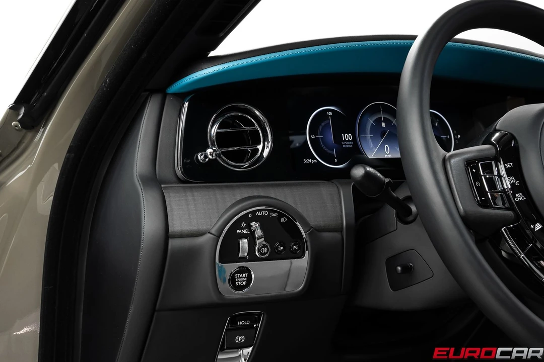 2025 Rolls-Royce Ghost 2nd Gen - Image 29 of 31