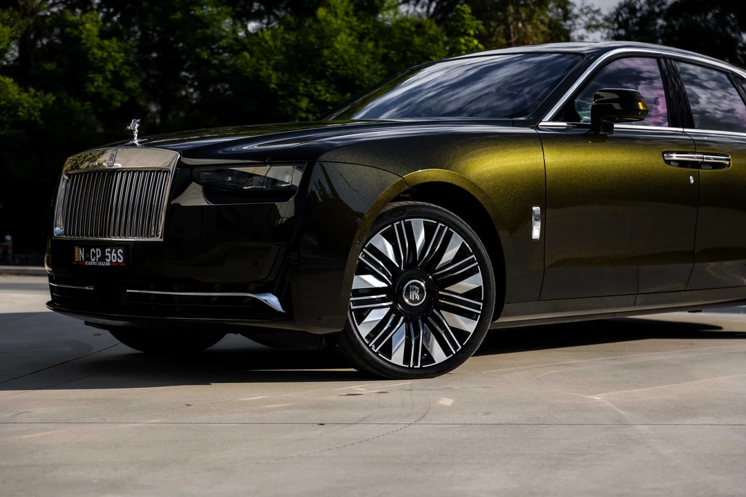 2025 Rolls-Royce Ghost 2nd Gen - Image 31 of 31