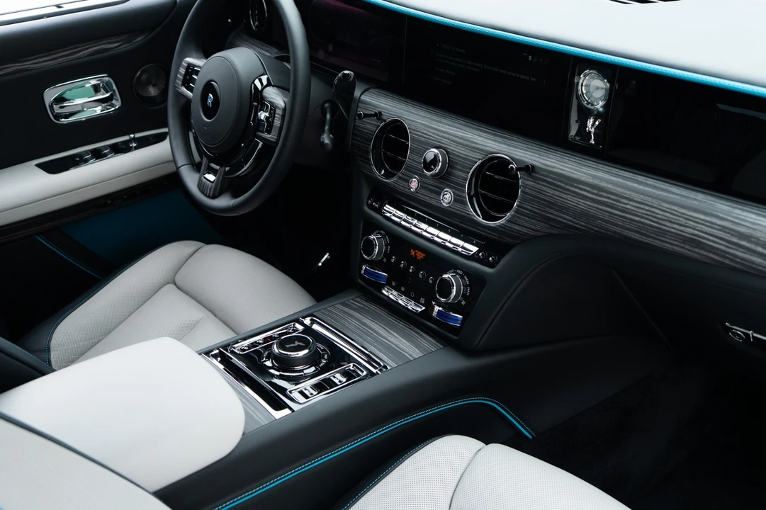 2025 Rolls-Royce Ghost 2nd Gen - Image 20 of 21