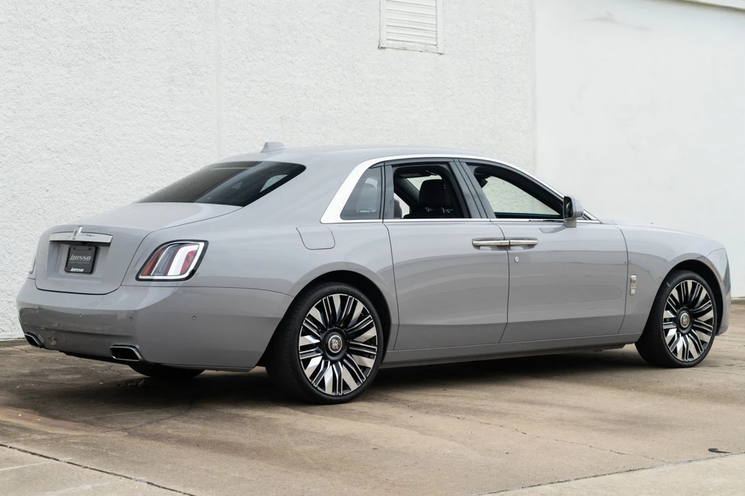 2025 Rolls-Royce Ghost 2nd Gen - Image 4 of 31
