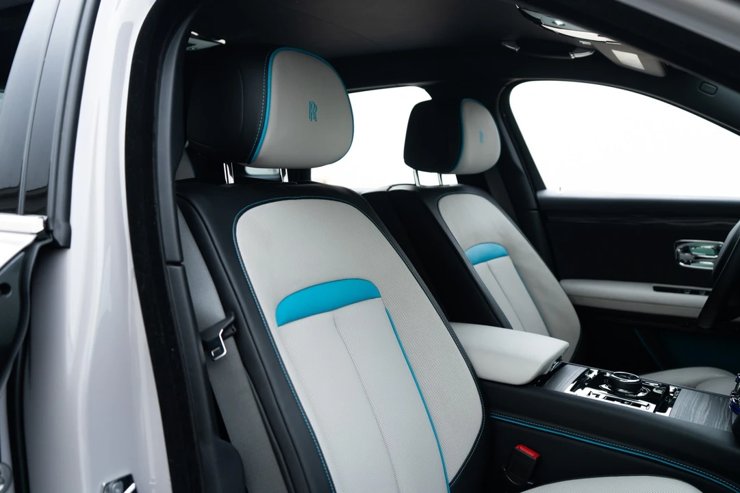 2025 Rolls-Royce Ghost 2nd Gen - Image 27 of 31