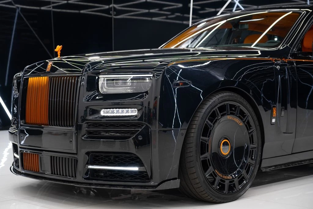 2025 Rolls-Royce Phantom VIII - Image 5 of 21