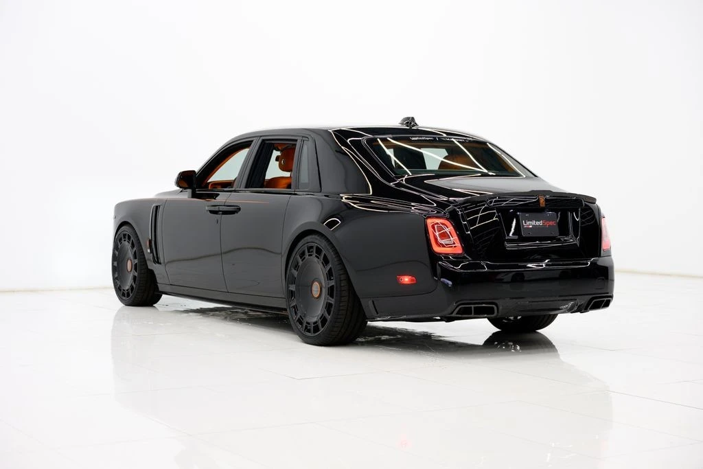 2025 Rolls-Royce Phantom VIII - Image 24 of 31
