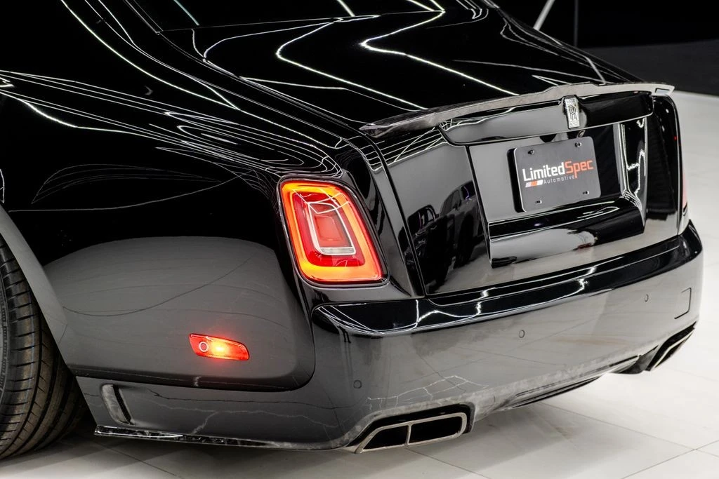 2025 Rolls-Royce Phantom VIII - Image 16 of 21
