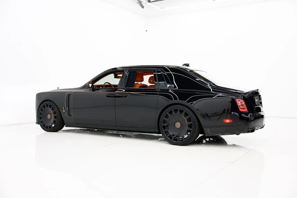 2025 Rolls-Royce Phantom VIII - Image 27 of 31