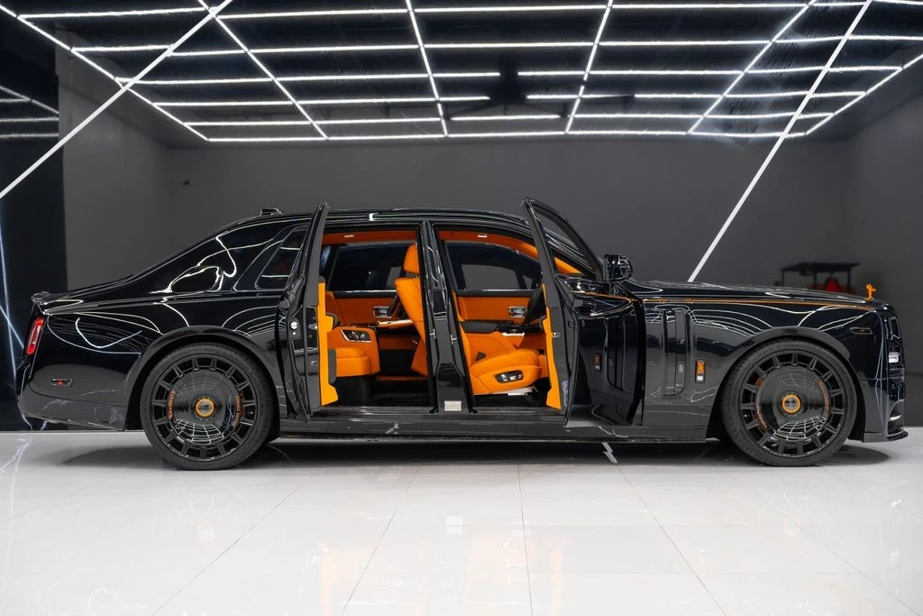 2025 Rolls-Royce Phantom VIII - Image 10 of 21
