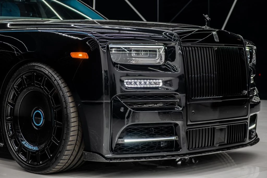 2025 Rolls-Royce Phantom VIII - Image 5 of 31