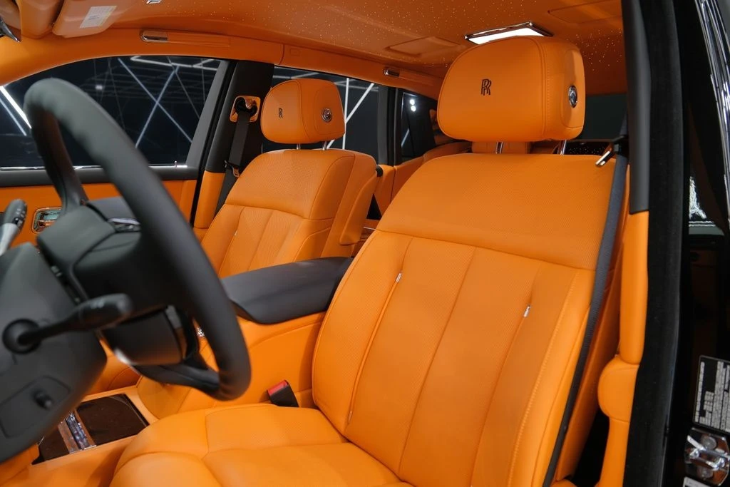 2025 Rolls-Royce Phantom VIII - Image 26 of 31