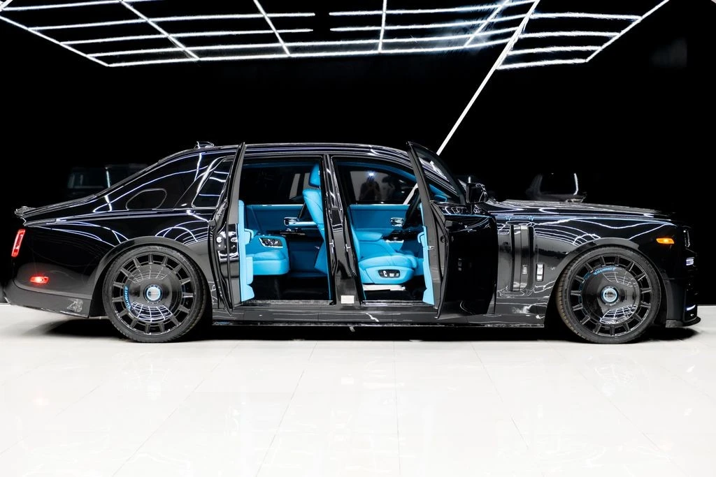 2025 Rolls-Royce Phantom VIII - Image 11 of 21