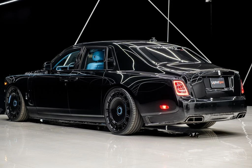 2025 Rolls-Royce Phantom VIII - Image 12 of 21