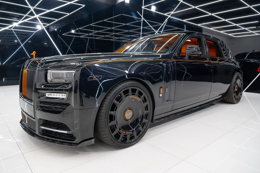 2025 Rolls-Royce Phantom VIII - Image 8 of 21