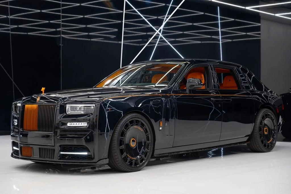 2025 Rolls-Royce Phantom VIII - Image 3 of 21