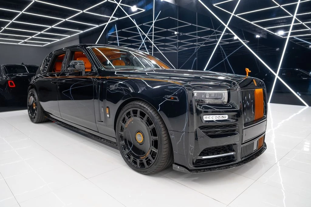 2025 Rolls-Royce Phantom VIII - Image 6 of 21