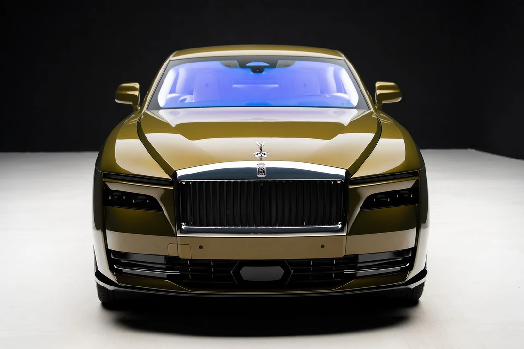 2025 Rolls-Royce Spectre - Image 8 of 31