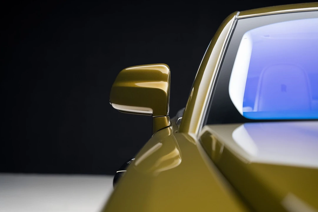 2025 Rolls-Royce Spectre - Image 15 of 31