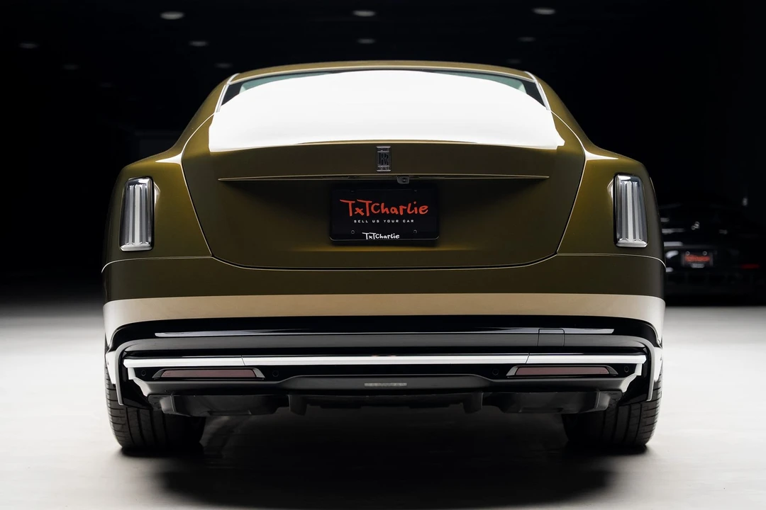 2025 Rolls-Royce Spectre - Image 28 of 31