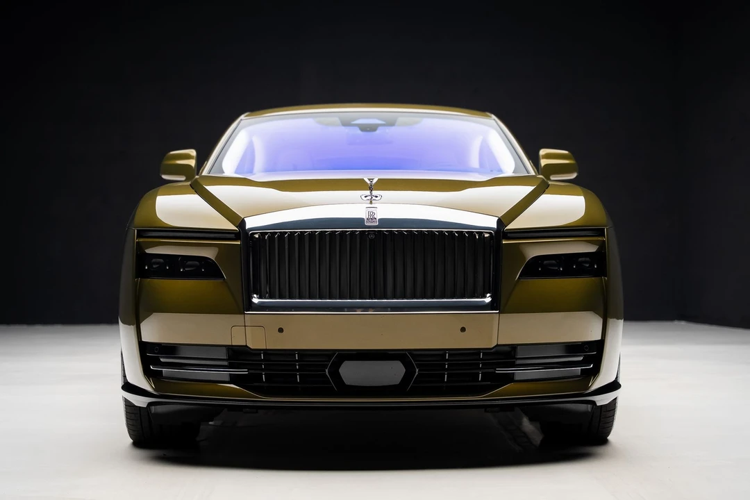 2025 Rolls-Royce Spectre - Image 9 of 31