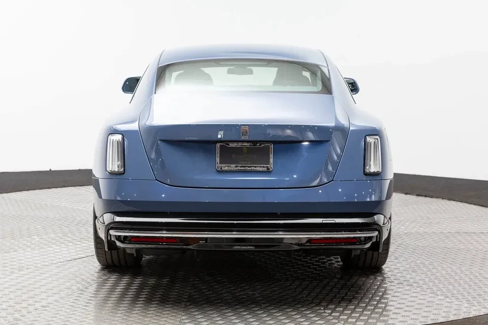 2025 Rolls-Royce Spectre - Image 5 of 19