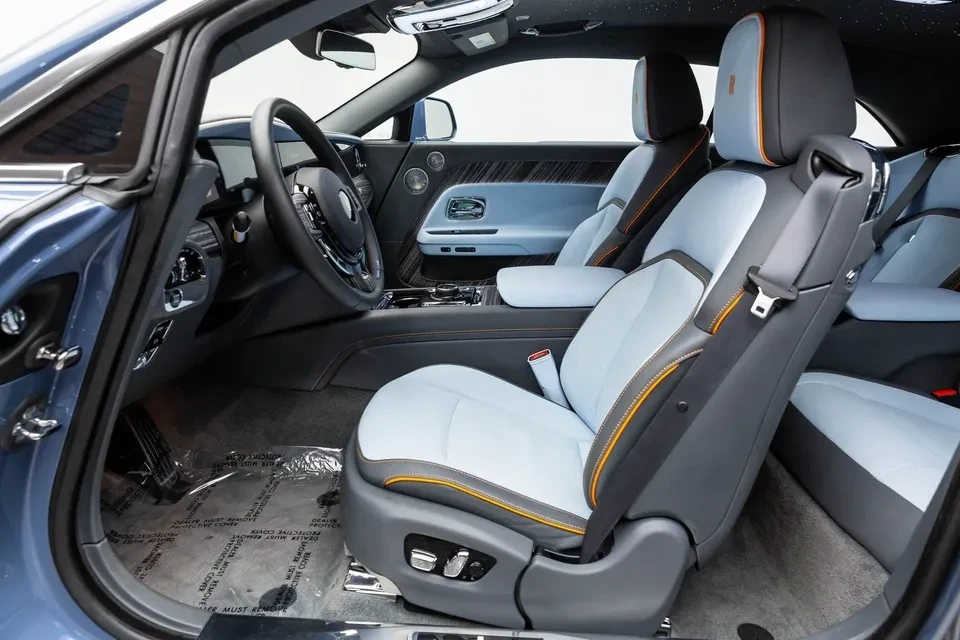 2025 Rolls-Royce Spectre - Image 17 of 19