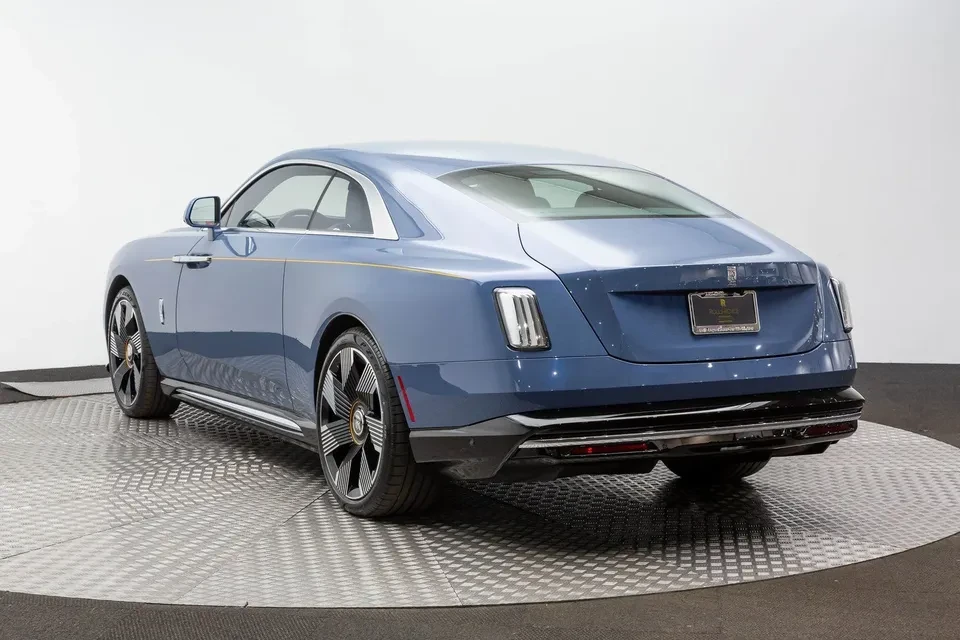 2025 Rolls-Royce Spectre - Image 6 of 19