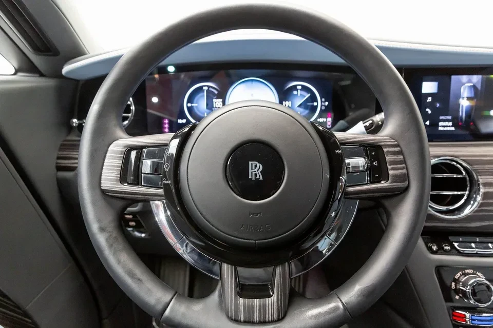 2025 Rolls-Royce Spectre - Image 12 of 19