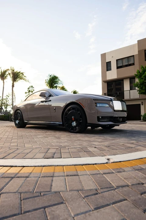 2025 Rolls-Royce Spectre - Image 3 of 16