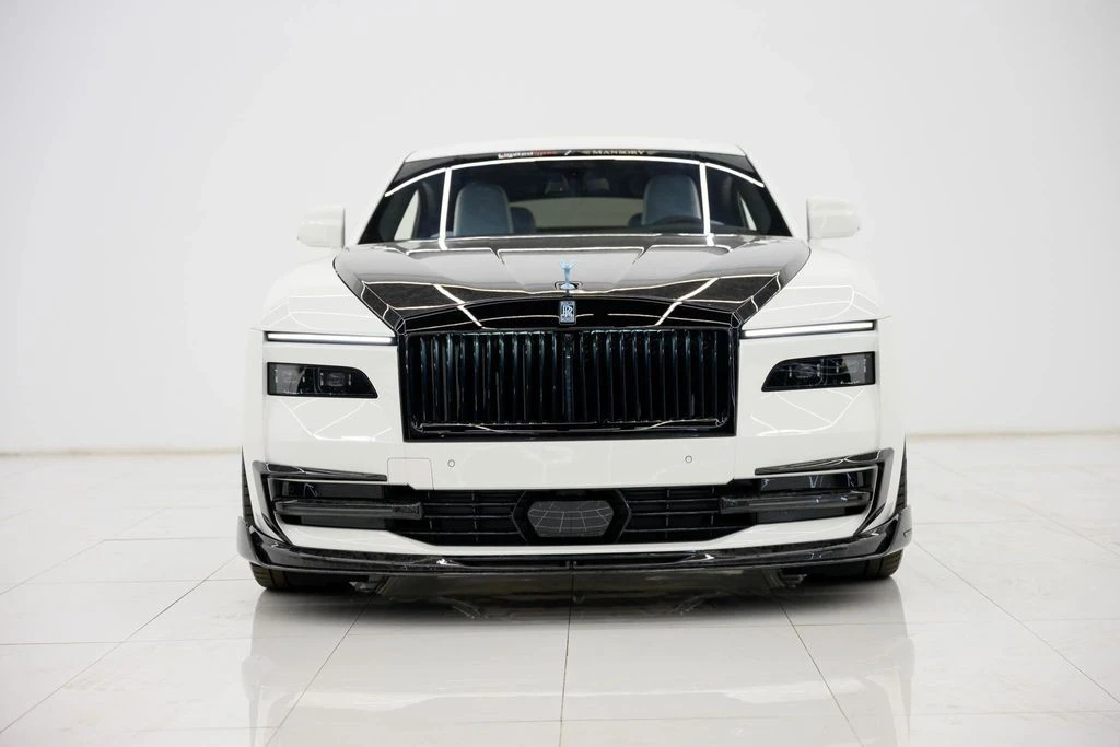 2025 Rolls-Royce Spectre - Image 2 of 31