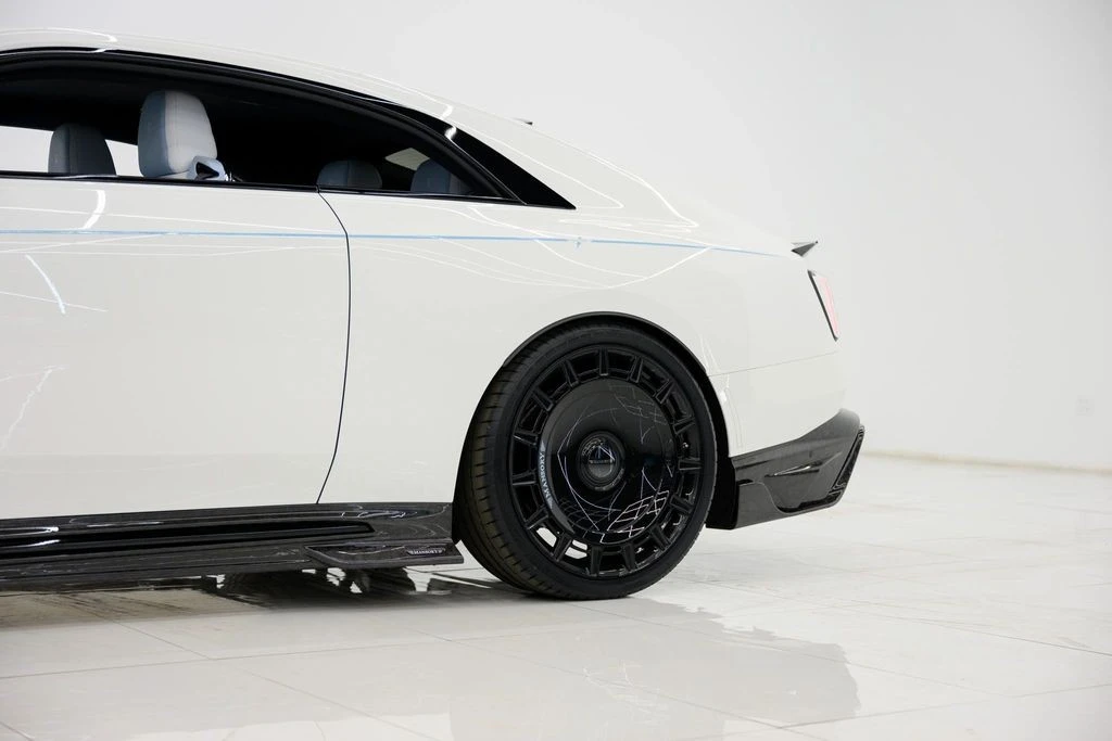 2025 Rolls-Royce Spectre - Image 19 of 31