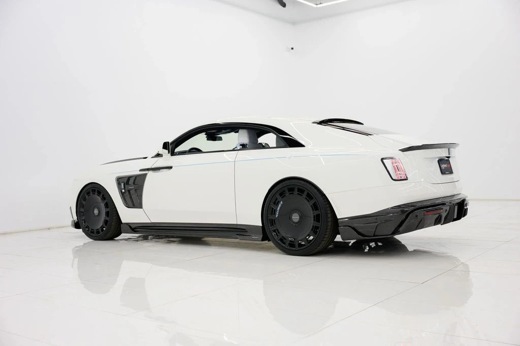 2025 Rolls-Royce Spectre - Image 26 of 31