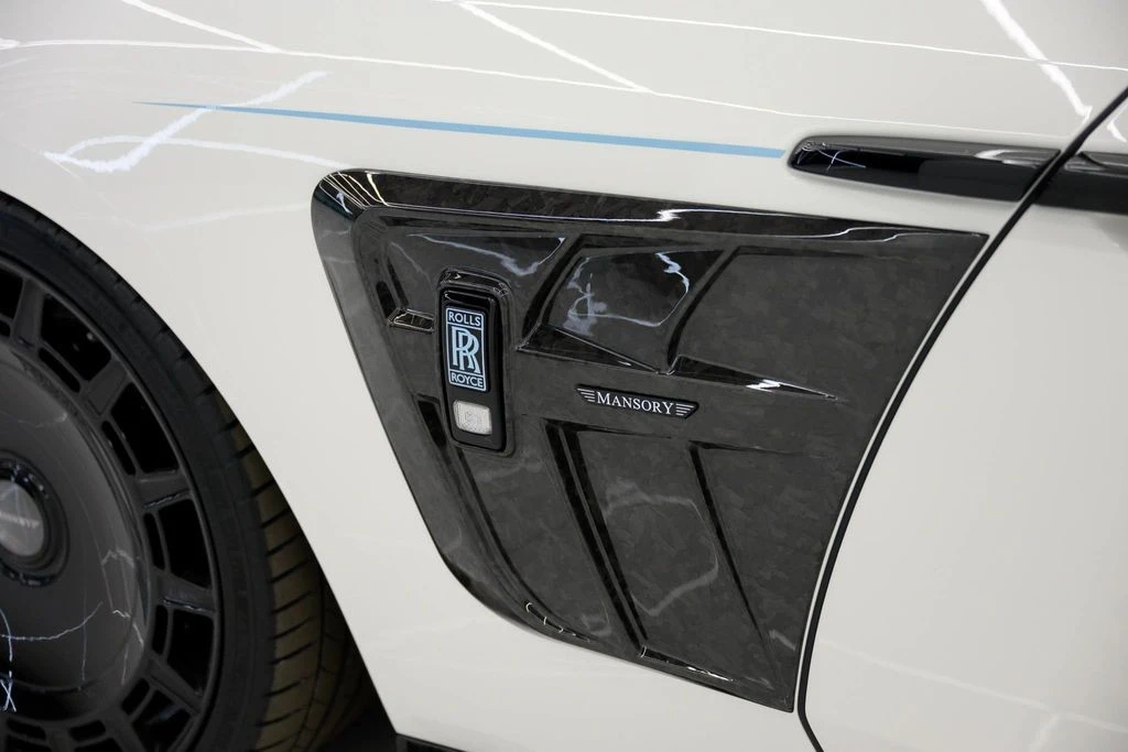 2025 Rolls-Royce Spectre - Image 14 of 31
