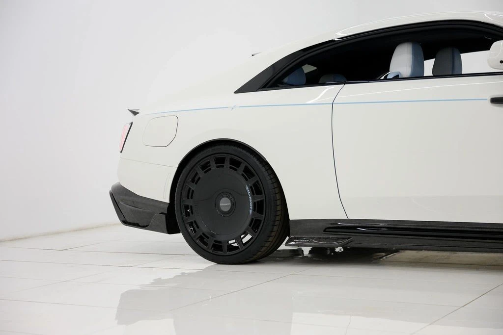 2025 Rolls-Royce Spectre - Image 7 of 21