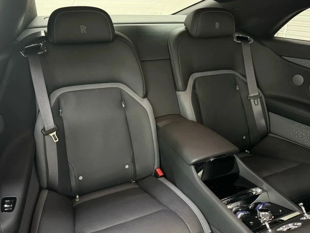 2025 Rolls-Royce Spectre - Image 14 of 21