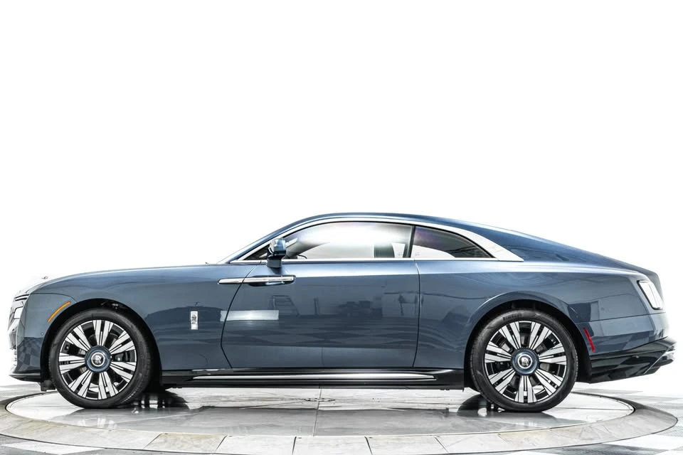 2025 Rolls-Royce Spectre - Image 5 of 15