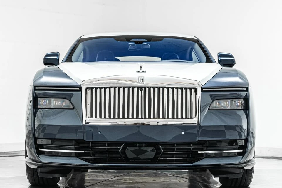 2025 Rolls-Royce Spectre - Image 3 of 15