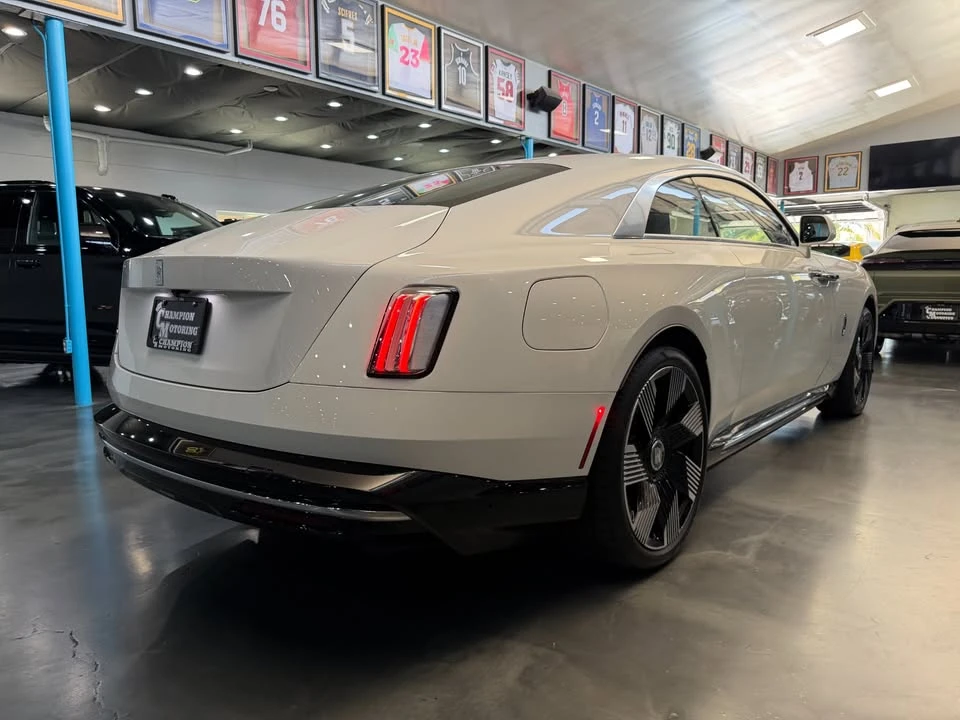 2025 Rolls-Royce Spectre - Image 5 of 20