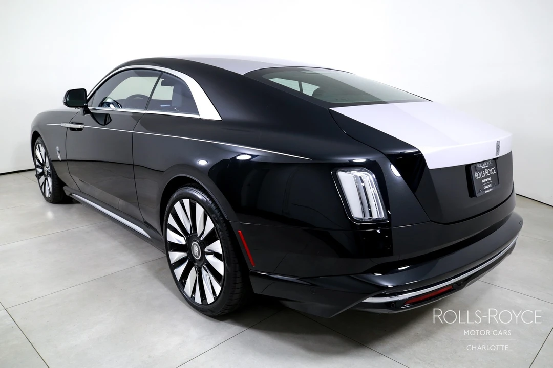 2025 Rolls-Royce Spectre - Image 8 of 12