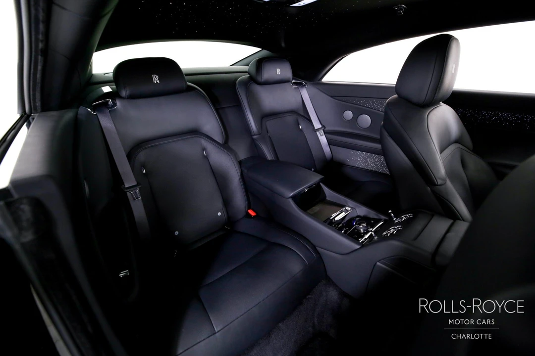 2025 Rolls-Royce Spectre - Image 27 of 31