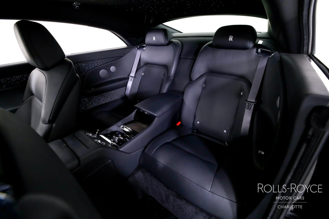 2025 Rolls-Royce Spectre - Image 17 of 31