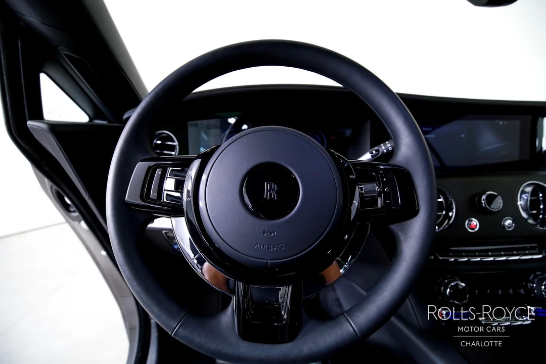 2025 Rolls-Royce Spectre - Image 14 of 31