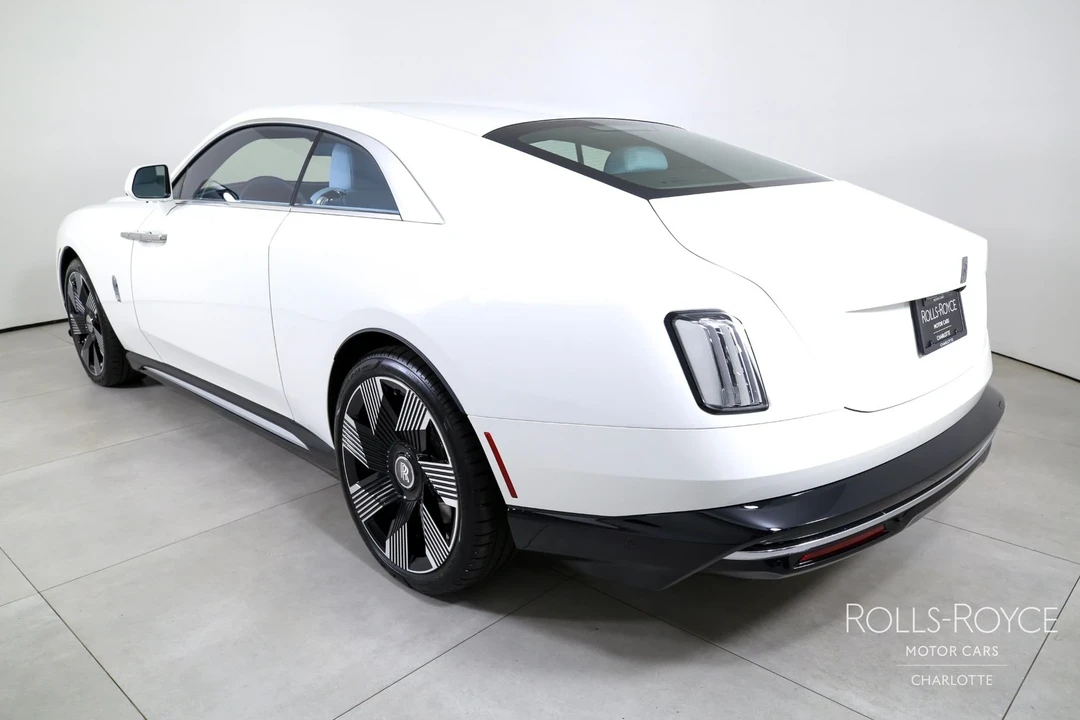 2025 Rolls-Royce Spectre - Image 7 of 21