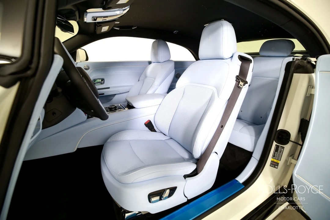 2025 Rolls-Royce Spectre - Image 12 of 21