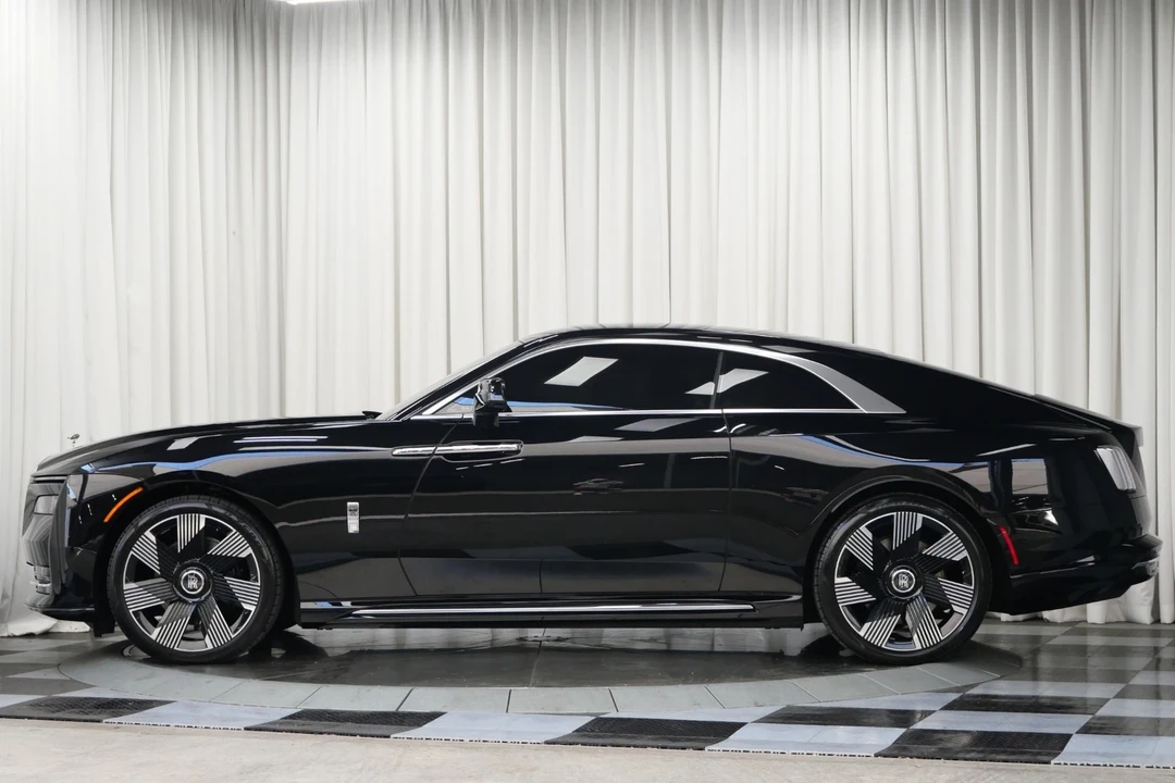 2025 Rolls-Royce Spectre - Image 7 of 21