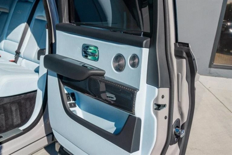 2025 Rolls-Royce Cullinan Black Badge - Image 14 of 19