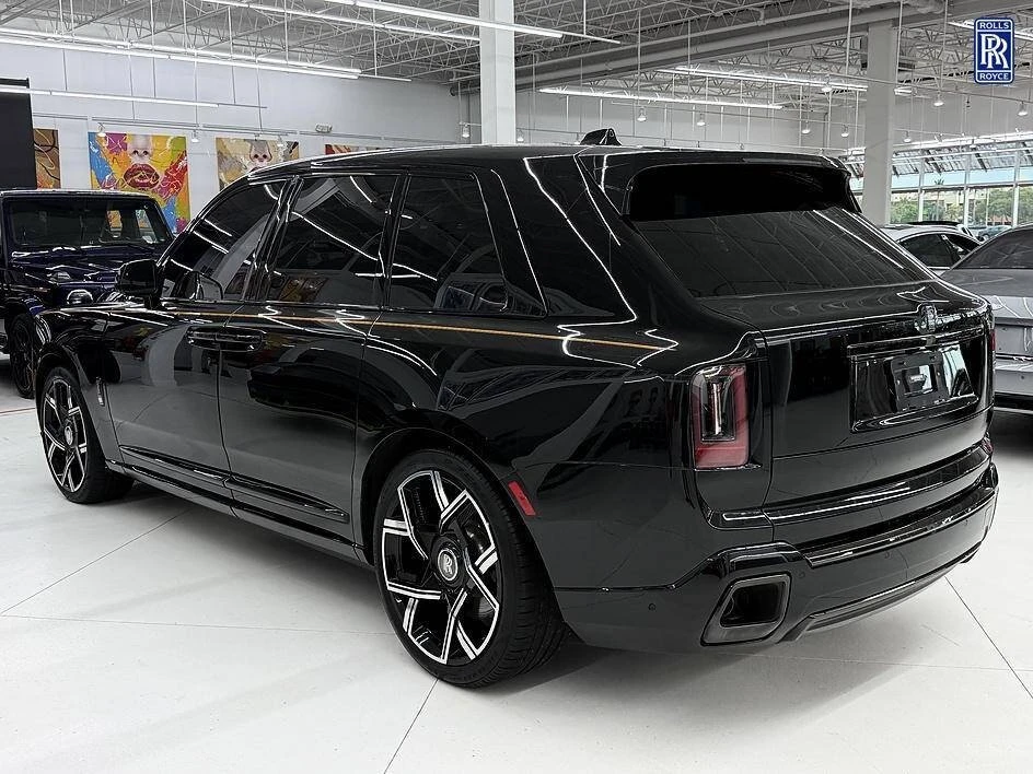 2025 Rolls-Royce Cullinan Black Badge - Image 7 of 20