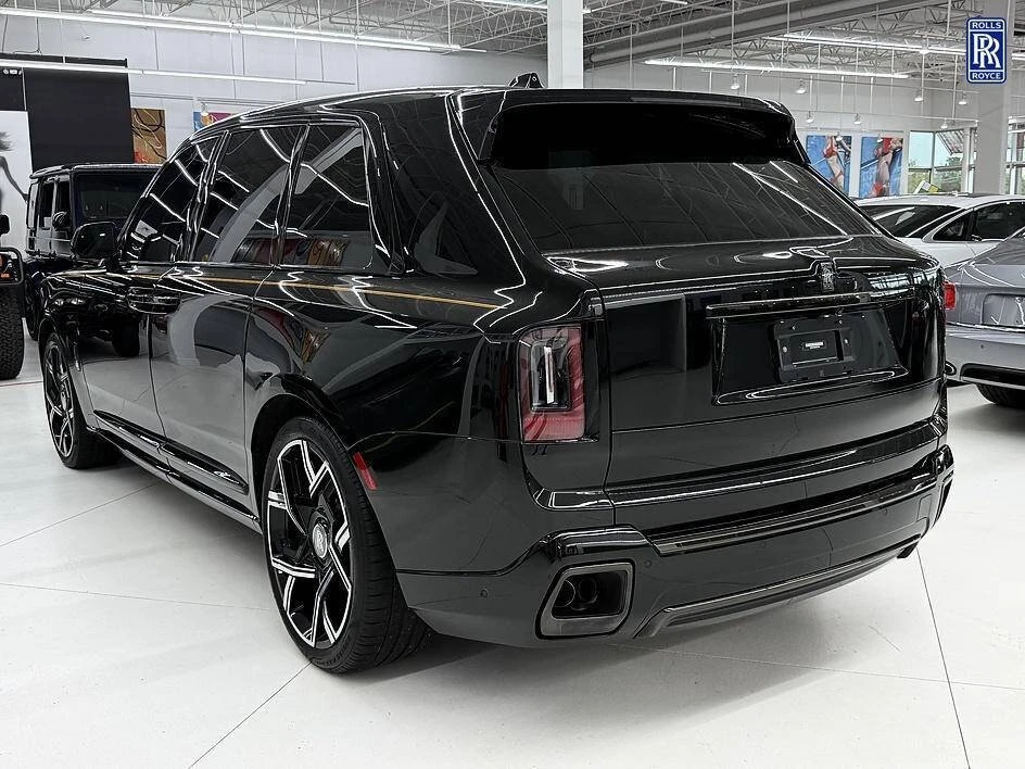 2025 Rolls-Royce Cullinan Black Badge - Image 15 of 20