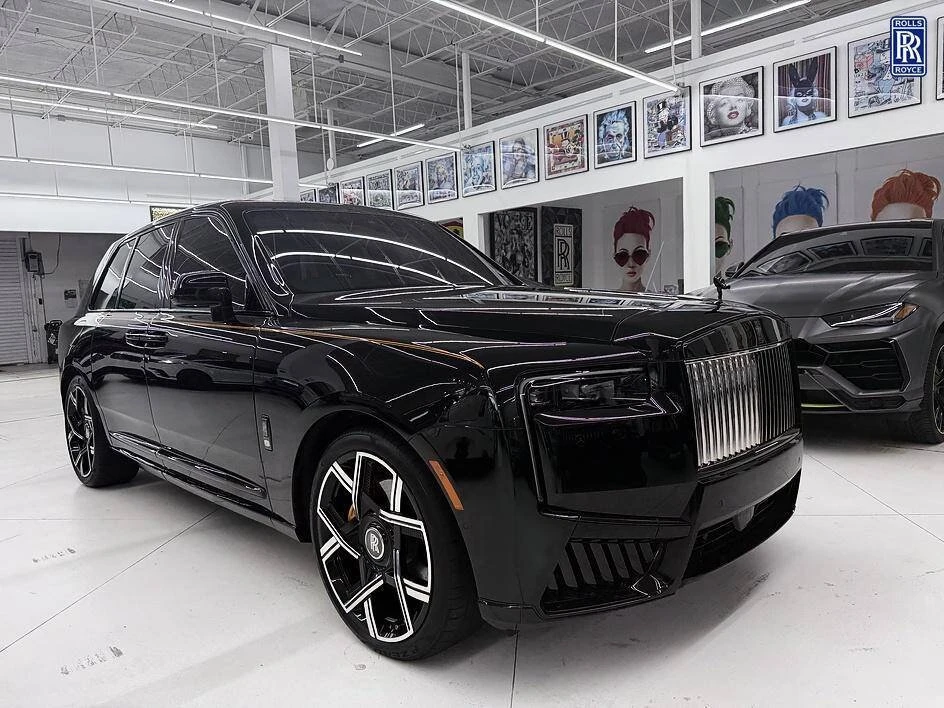 2025 Rolls-Royce Cullinan Black Badge - Image 18 of 20